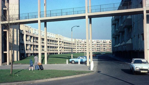 A photograph from the 70s of the Cresent flats in Hulme.